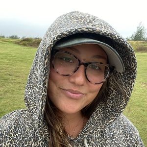 Meet your Posher, Leyla